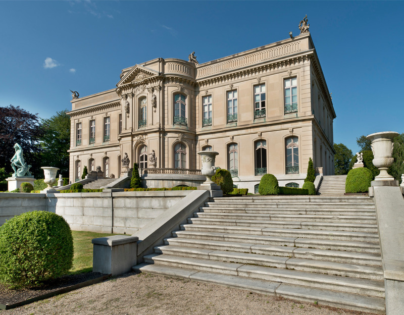 Press kit | 1303-22 - Press release | Newport Mansions Select Digital Kitchen as New Experience Design Partner - Digital Kitchen - Multimedia Design - The Elms West facade - Photo credit: Gavin Ashworth/Courtesy of The Preservation Society of Newport County