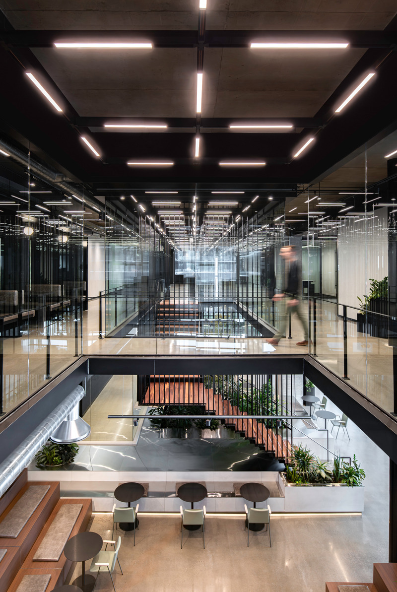 Press kit | 1303-21 - Press release | Maison MONTONI: Exemplifying the Office of Tomorrow at Espace Montmorency - Sid Lee Architecture & MONTONI - Commercial Architecture - Photo credit: David Boyer