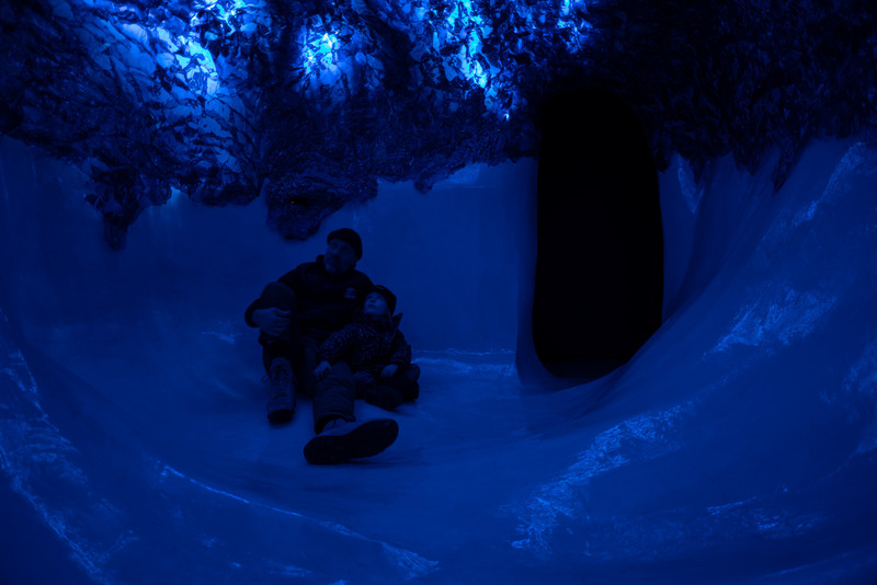 Press kit | 7520-01 - Press release | Immersive, Ecologically-Focussed Installations’ Unique Take on Urgent Conservation Challenges - Studio Kelly Nunes - Art - Glacier Cave - Photo credit: Clara Lacasse