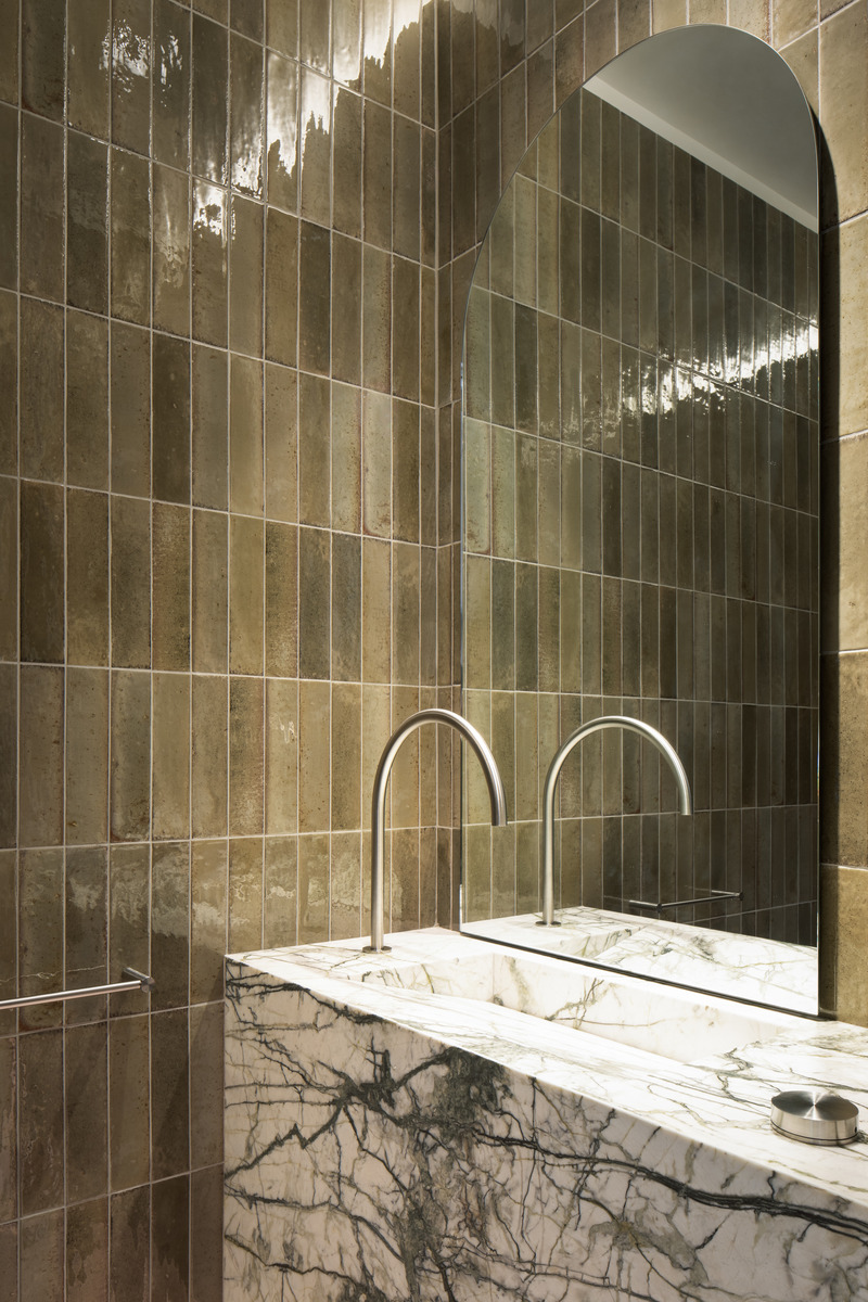 Press kit | 3213-04 - Press release | Mid-Century Residence Ave Duchastel - Atelier Chardonnat + Salem Architecture - Residential Architecture - Photo credit: Adrien Williams