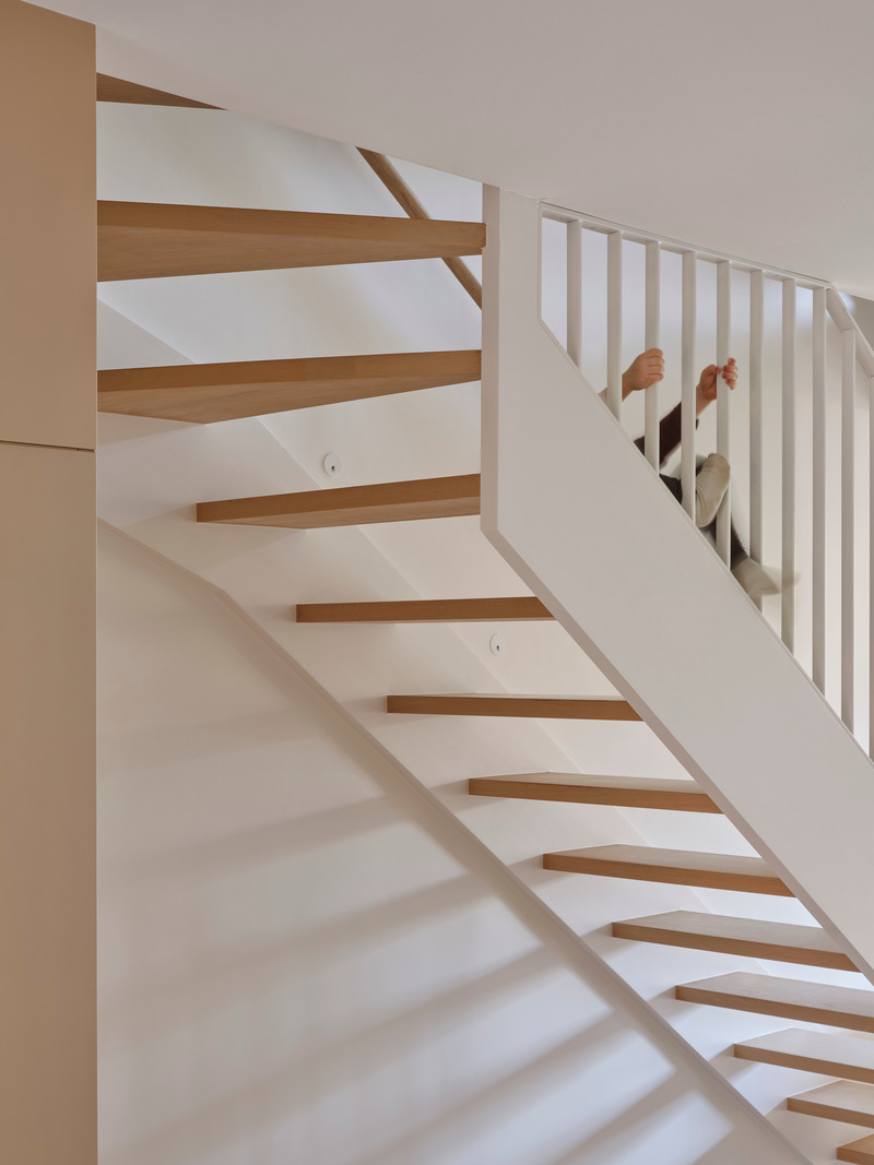 Dossier de presse | 7516-01 - Communiqué de presse | House Caroline - Reign Architects - Architecture résidentielle - Stair Winder Detail - Crédit photo : Riley Snelling