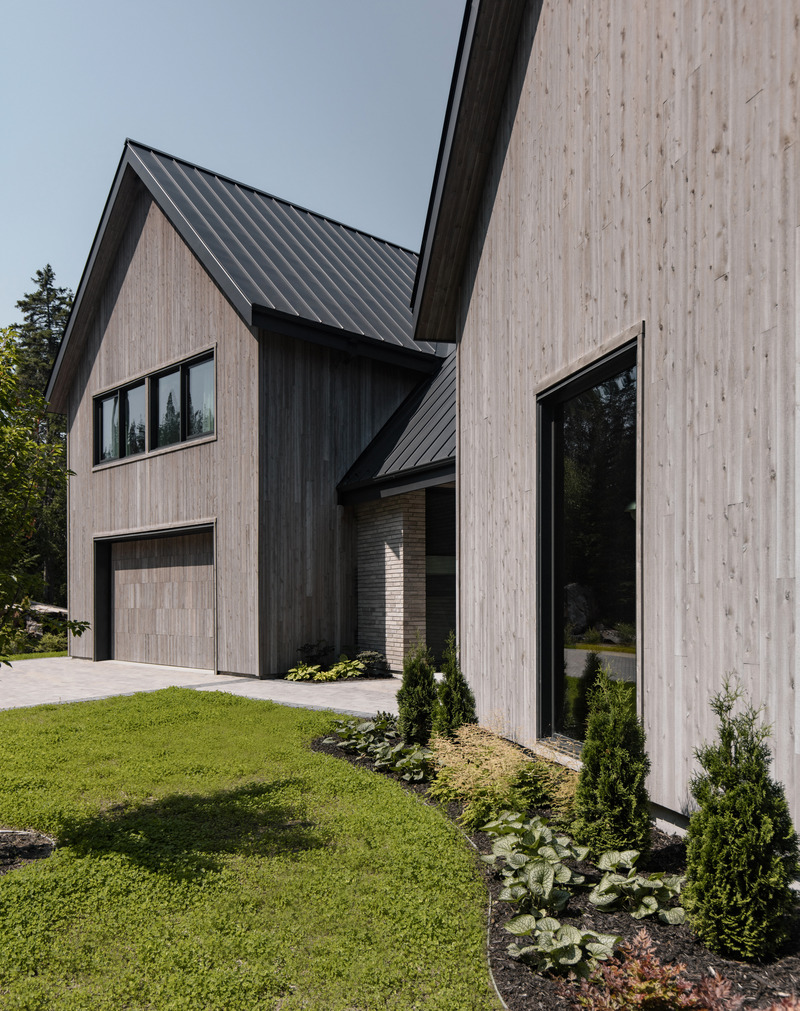 Dossier de presse | 5891-06 - Communiqué de presse | Berges Grises - Matière Première Architecture - Architecture résidentielle - Crédit photo : Ian Balmorel