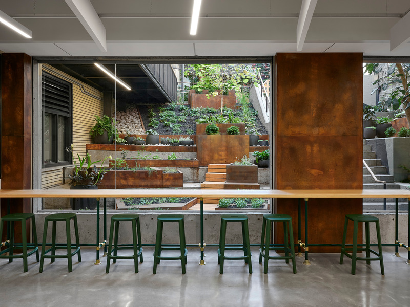 Press kit | 1299-13 - Press release | Collège de Maisonneuve - Interior Garden - Taktik Design - Landscape Architecture - Photo credit: Maxime Brouillet