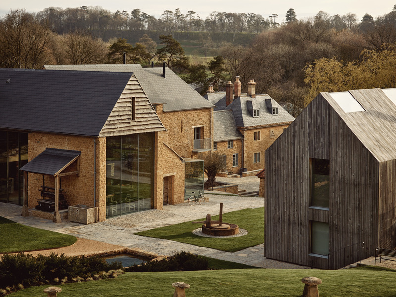 Dossier de presse | 7501-03 - Communiqué de presse | The LIV Hospitality Design Awards Announces 2024 Call for Entries: Seeking Stellar Residential and Hospitality Spaces - 3C Awards - Concours - Restoration of the Farmyard at The Newt by Richard Parr Associates - Crédit photo :  Rich Stapleton