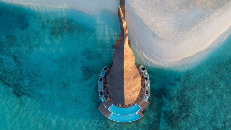Dossier de presse | 7501-03 - Communiqué de presse | The LIV Hospitality Design Awards Announces 2024 Call for Entries: Seeking Stellar Residential and Hospitality Spaces - 3C Awards - Concours - MADI HIYAA, Overwater Restaurant by Nomadic Resorts. - Crédit photo :  Joe Chua Agdeppa
