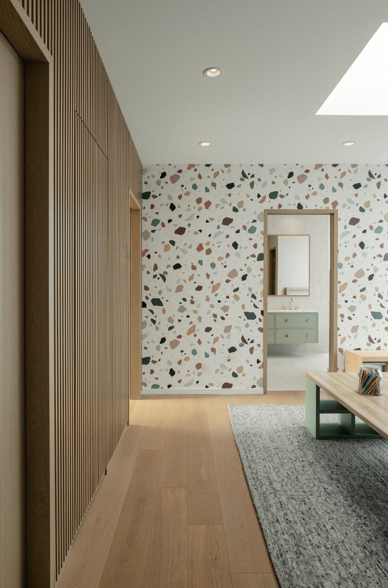 Press kit | 618-15 - Press release | Résidence de la Promenade - LemayMichaud - Residential Architecture - Playroom - Photo credit: Jessy Bernier
