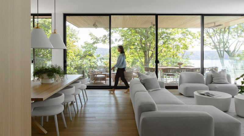 Press kit | 618-15 - Press release | Résidence de la Promenade - LemayMichaud - Residential Architecture - Living Room and Dining Area - Photo credit: Jessy Bernier