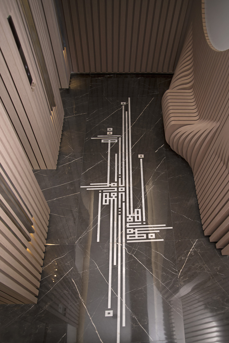 Dossier de presse | 3917-04 - Communiqué de presse | Casa K Residential Project - Wael Farran studio - Design d’intérieur résidentiel - Elevator Entrance - Crédit photo : Wael Khoury Photography