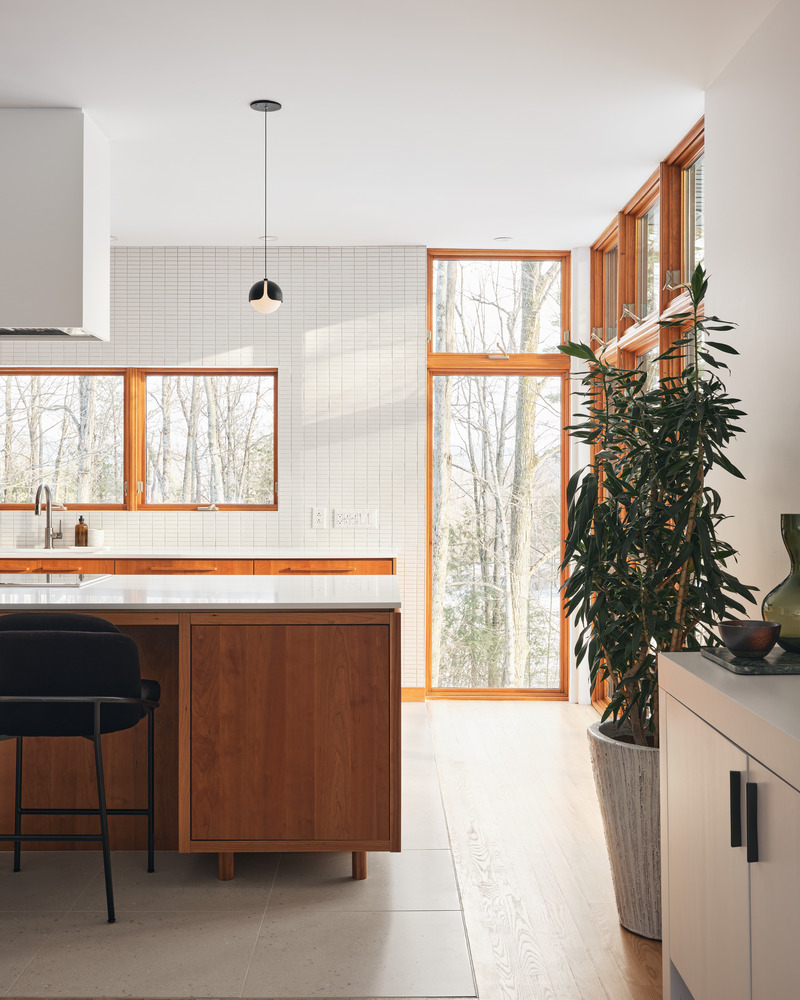 Dossier de presse | 7341-01 - Communiqué de presse | Résidence McPherson - La Nony FAMILI - Design d’intérieur résidentiel - Crédit photo : Ulysse Lemerise Bouchard