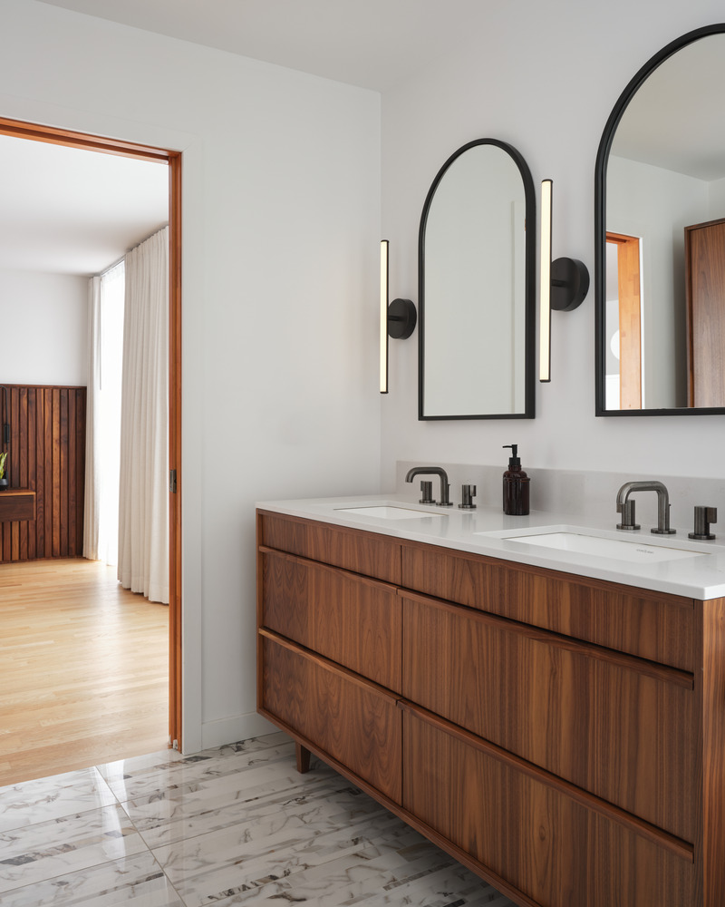 Dossier de presse | 7341-01 - Communiqué de presse | Résidence McPherson - La Nony FAMILI - Design d’intérieur résidentiel - Crédit photo : Ulysse Lemerise Bouchard