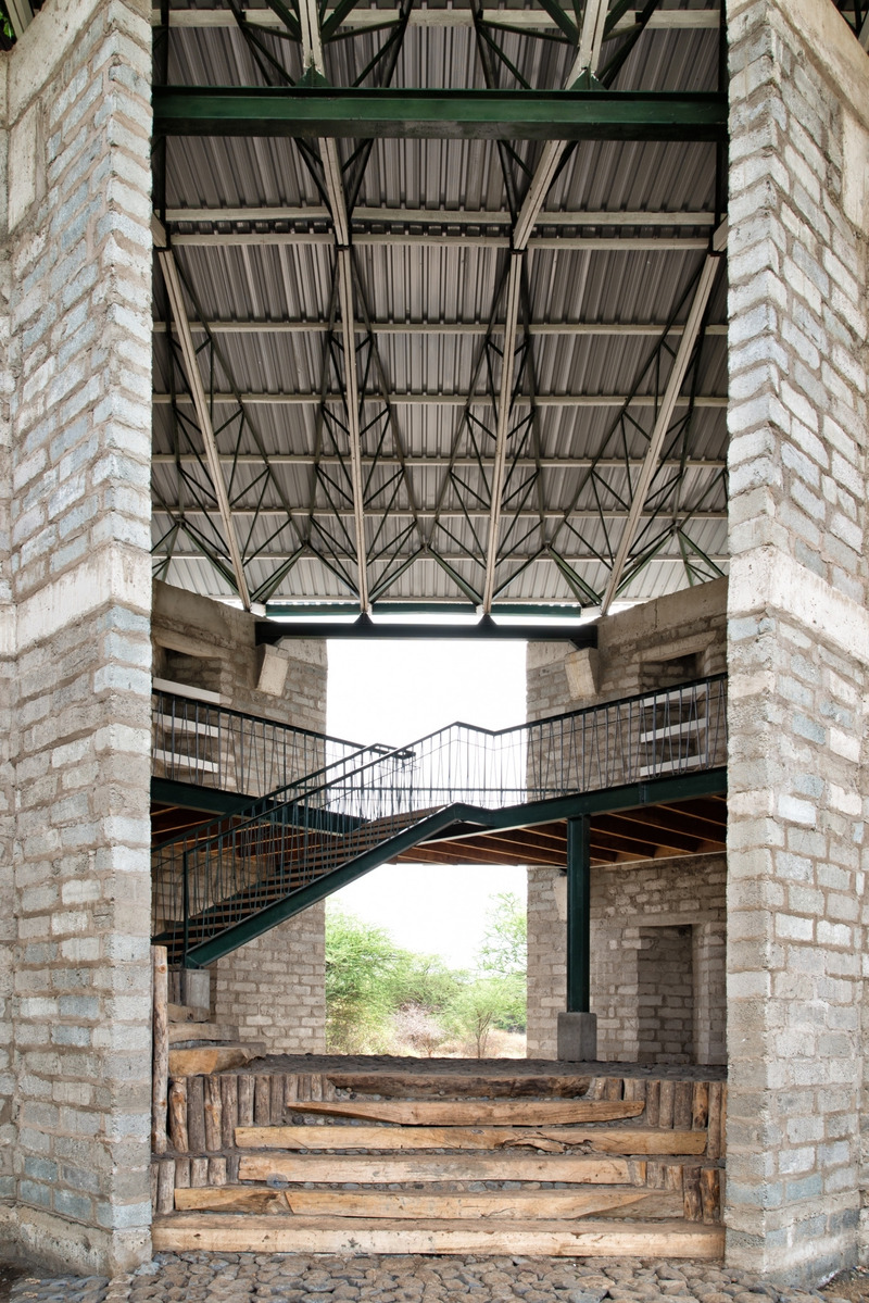Dossier de presse | 4709-07 - Communiqué de presse | Dezeen Awards 2024 Launches to Find the World's Best Buildings, Interiors and Design - Dezeen - Concours -  <p>Architecture project of the year 2023</p><p>Education project</p><p>Simba Vision Montessori School by Architectural Pioneering Consultants</p>  - Crédit photo :  <p style="">Nadia Christ </p>   