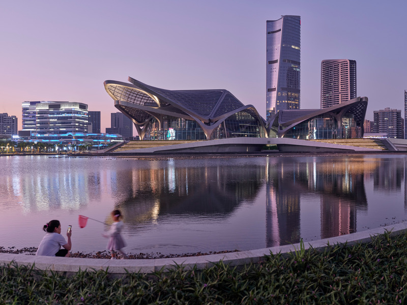 Dossier de presse | 1071-23 - Communiqué de presse | Finalists Announced for 12th Annual A+Awards in Architecture - Architizer - Architecture résidentielle - Zhuhai Jinwan Civic Art Centre by Zaha Hadid Architects (Finalist, Cultural &amp; Expo Centers) - Crédit photo : Virgile Simon Bertrand