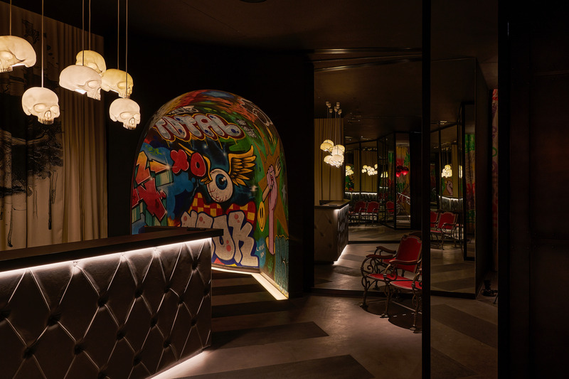 Press kit | 7534-01 - Press release | Street XO Dubai: A Journey Beyond the Plate - LW Design - Commercial Interior Design - Arrival at Street XO - Photo credit: Ingrid Rasmussen