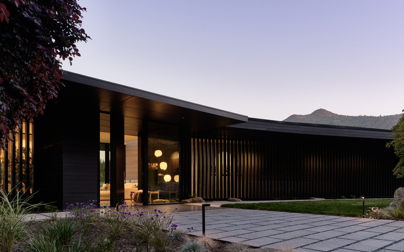 Press kit | 2757-44 - Press release | SWATT + PARTNERS' Eloquently Modern Architecture Lives Well in Singular Settings - SWATT + PARTNERS - Residential Architecture -  Kojima House: The project team for this 6,500 addition to an existing home was led by Swatt + Partners (architects), and also includes, Kasten Builders, Huettl Landscape Architecture, Provest Structural Engineering, Philip Neumann Energy Design, Momo Wong Design, and Kim Cladas (Lighting Designer).  - Photo credit: Nils Timm
