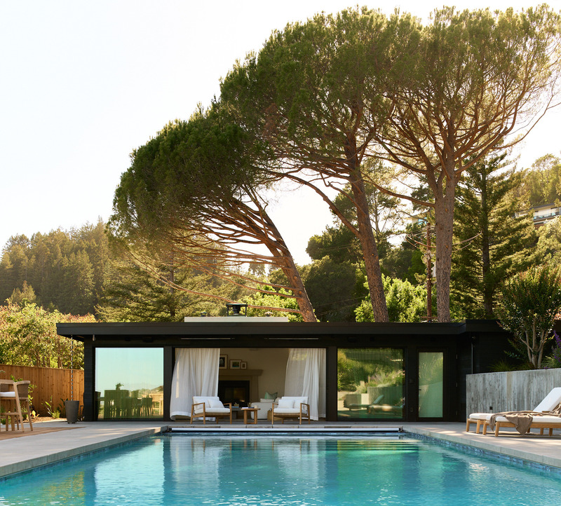 Press kit | 2757-44 - Press release | SWATT + PARTNERS' Eloquently Modern Architecture Lives Well in Singular Settings - SWATT + PARTNERS - Residential Architecture - <p>Kojima House: Like the main structure, the pool and adjacent pool house are surrounded by lawns, gardens and nature.</p> - Photo credit: Nils Timm
