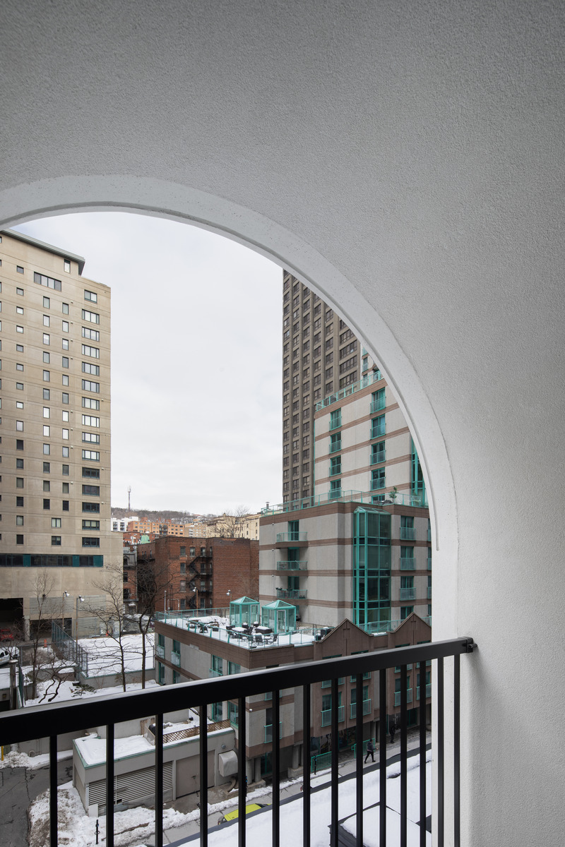 Press kit | 1317-20 - Press release | LINK: Distinctive, Responsible, and Contributive Architecture Paying Tribute to a Community's Historical and Collective Memory - ACDF Architecture - Residential Architecture - Photo credit: Adrien Williams