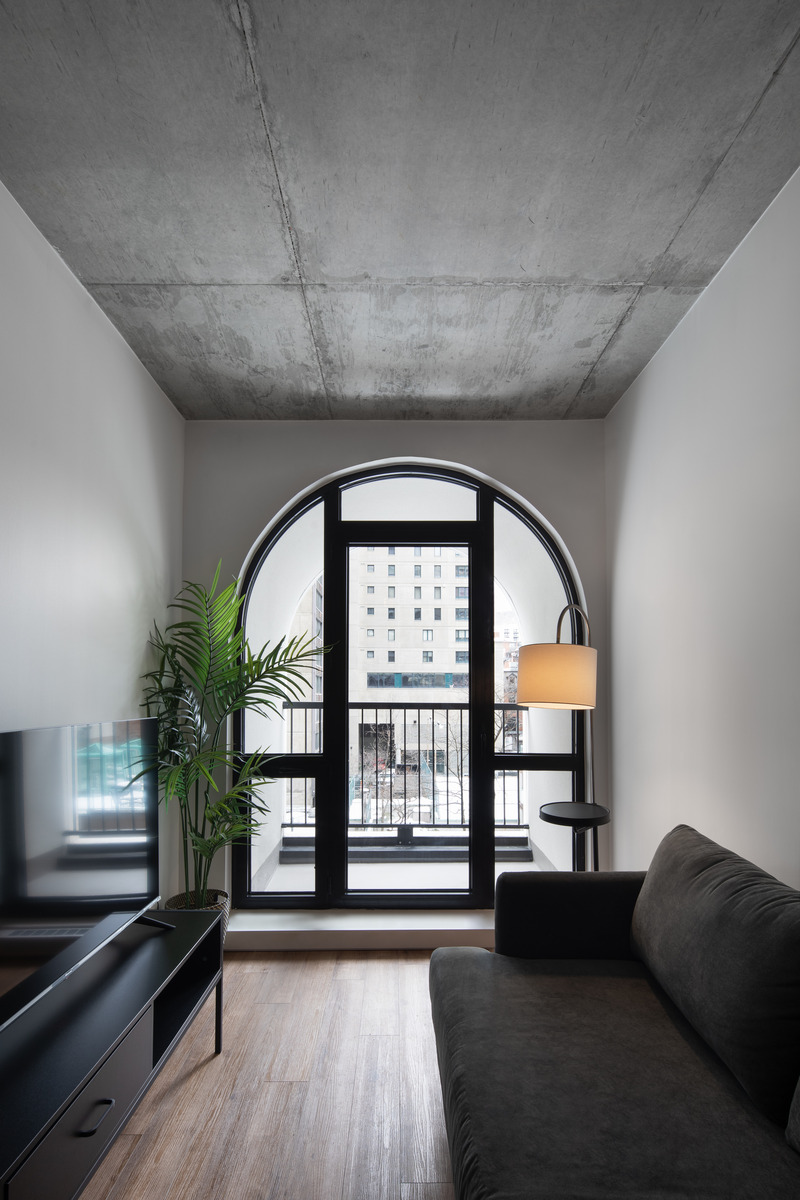 Press kit | 1317-20 - Press release | LINK: Distinctive, Responsible, and Contributive Architecture Paying Tribute to a Community's Historical and Collective Memory - ACDF Architecture - Residential Architecture - Photo credit: Adrien Williams