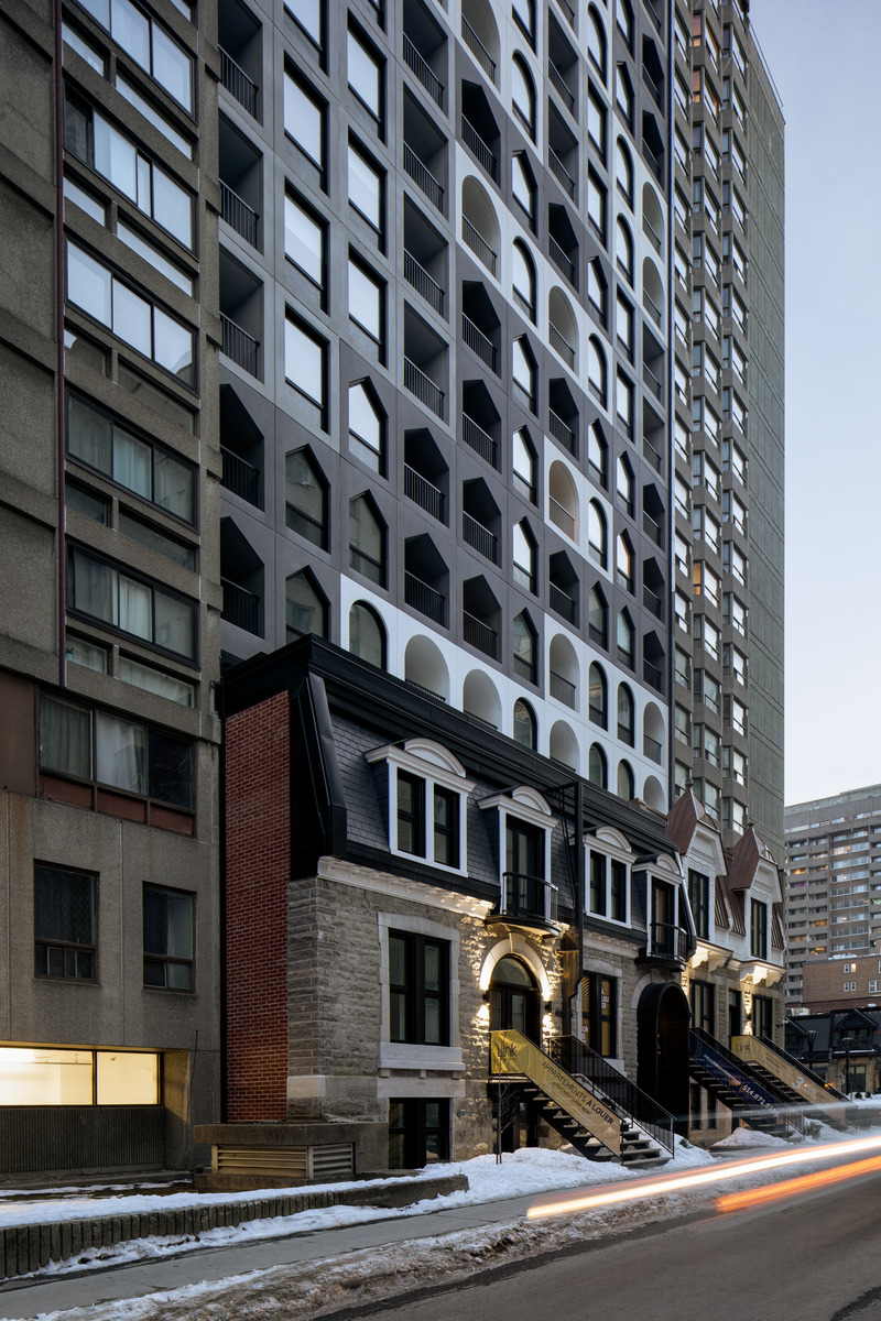 Press kit | 1317-20 - Press release | LINK: Distinctive, Responsible, and Contributive Architecture Paying Tribute to a Community's Historical and Collective Memory - ACDF Architecture - Residential Architecture - Photo credit: Adrien Williams