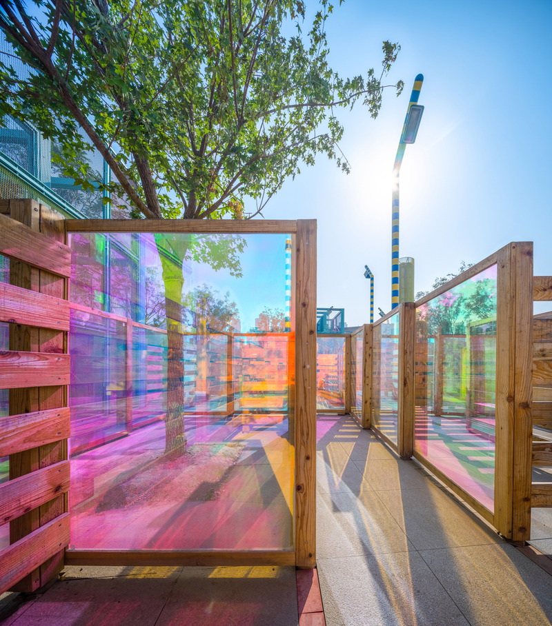 Dossier de presse | 5086-02 - Communiqué de presse | Esthétique sportive pour le paysage urbain - Ballistic Architecture Machine (BAM) - Architecture de paysage - Parc sportif Tianjin 4A, labyrinthe en bois en gros plan - Crédit photo : Wu Qingshan