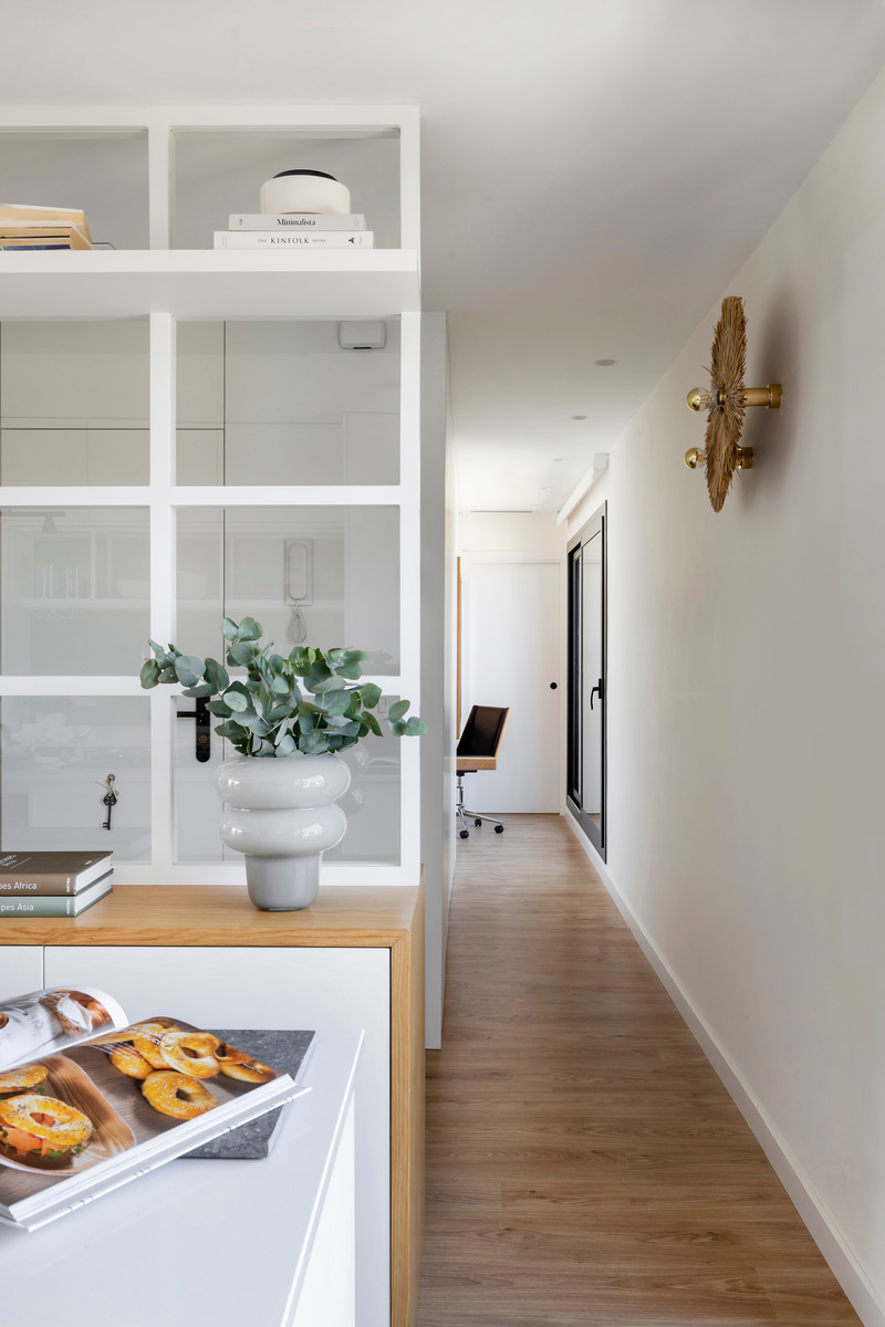 Dossier de presse | 7539-01 - Communiqué de presse | Un penthouse barcelonais rénové par Brakara Studio - Brakara Studio - Design d’intérieur résidentiel - Crédit photo : Jordi Folch