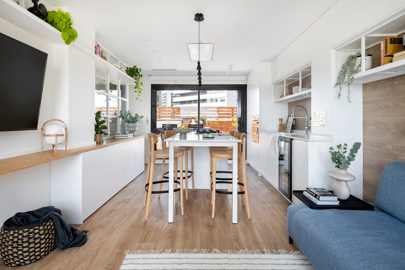 Dossier de presse | 7539-01 - Communiqué de presse | Un penthouse barcelonais rénové par Brakara Studio - Brakara Studio - Design d’intérieur résidentiel - Crédit photo : Jordi Folch