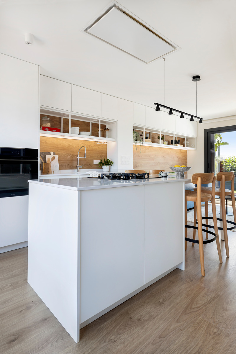 Dossier de presse | 7539-01 - Communiqué de presse | Un penthouse barcelonais rénové par Brakara Studio - Brakara Studio - Design d’intérieur résidentiel - Crédit photo : Jordi Folch