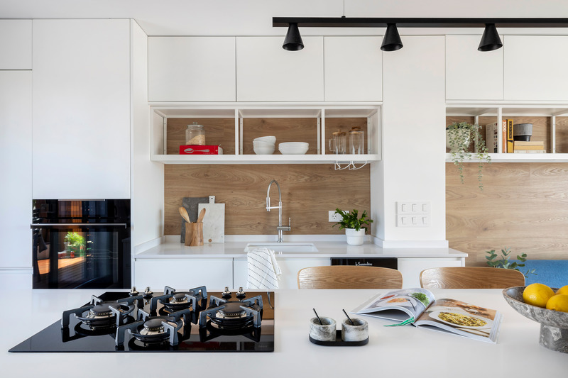 Dossier de presse | 7539-01 - Communiqué de presse | Un penthouse barcelonais rénové par Brakara Studio - Brakara Studio - Design d’intérieur résidentiel - Crédit photo : Jordi Folch