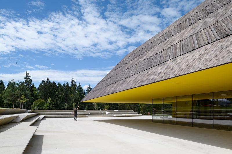 Press kit | 1071-25 - Press release | The World’s Best Architecture 2024 Announced - Architizer - Residential Architecture - Češča Vas Pool Complex by ENOTA - Photo credit: Miran Kambič