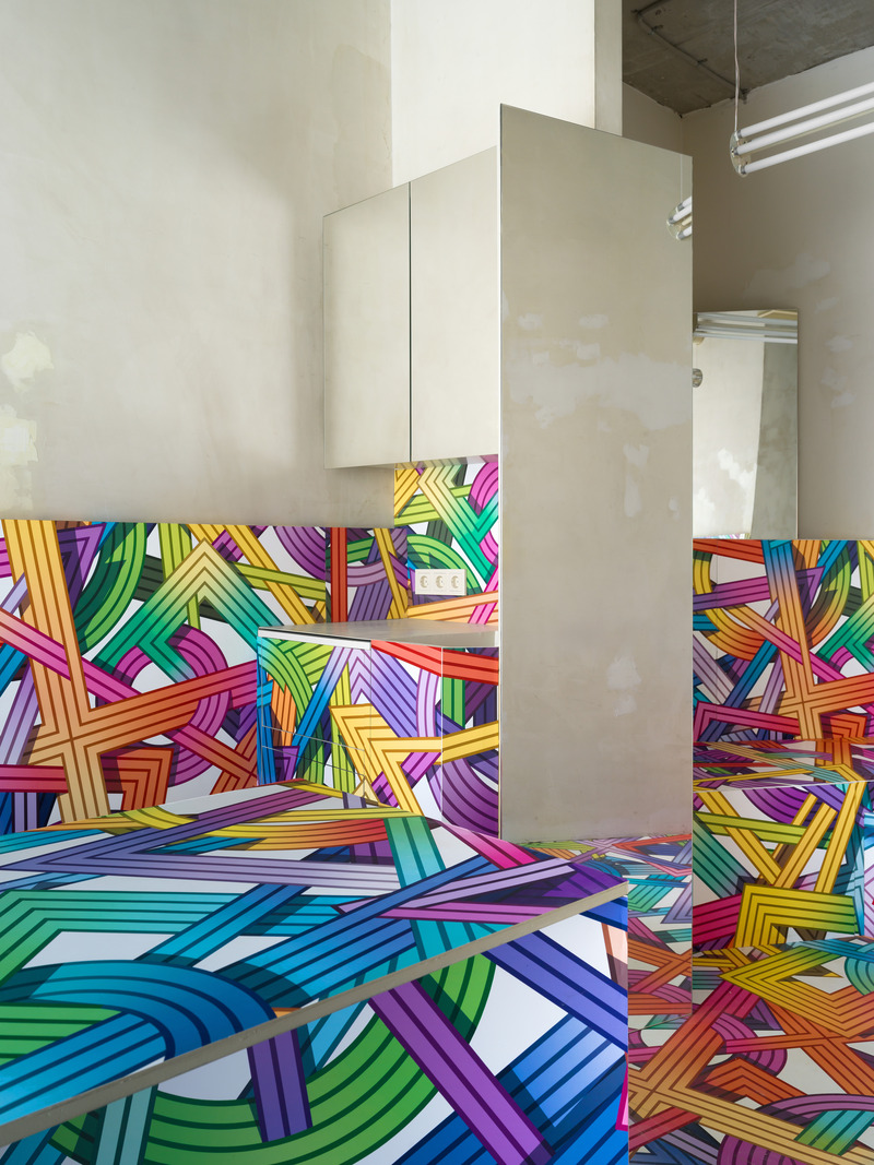 Dossier de presse | 2247-11 - Communiqué de presse | SLAVA 2024: Maxim Kashin Continues his New Direction in Interior Design, Rooted in the Principles of Suprematism - Maxim Kashin Architects - Design d’intérieur commercial - Crédit photo : Dmitry Chebanenko