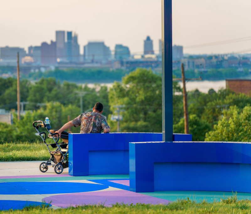 Dossier de presse | 5595-09 - Communiqué de presse | A New Community-Designed Space Evokes Hopeful Conversation in the Brooklyn Neighborhood of South Baltimore - The Urban Conga - Design urbain - Crédit photo : Bonnie Newman
