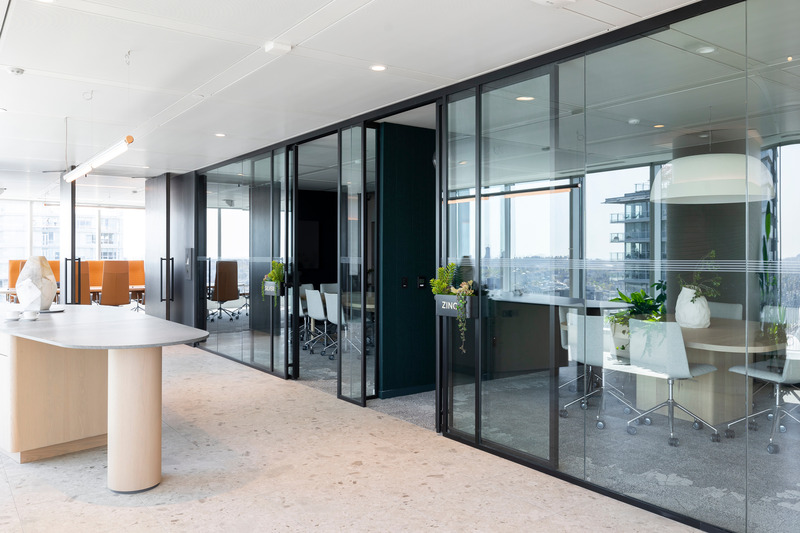 Press kit | 5571-03 - Press release | Vancouver's Newest Office in Top Tier Tower: Sandstorm HQ - Edit Studios Inc. - Commercial Interior Design - Tea Lounge - Photo credit: Brett Ryan