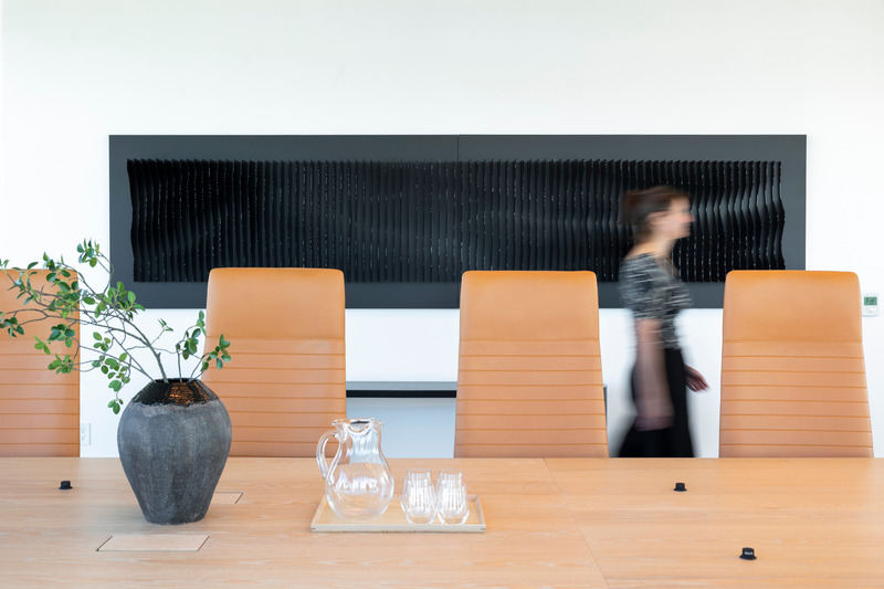Press kit | 5571-03 - Press release | Vancouver's Newest Office in Top Tier Tower: Sandstorm HQ - Edit Studios Inc. - Commercial Interior Design - Boardroom - Photo credit: Brett Ryan