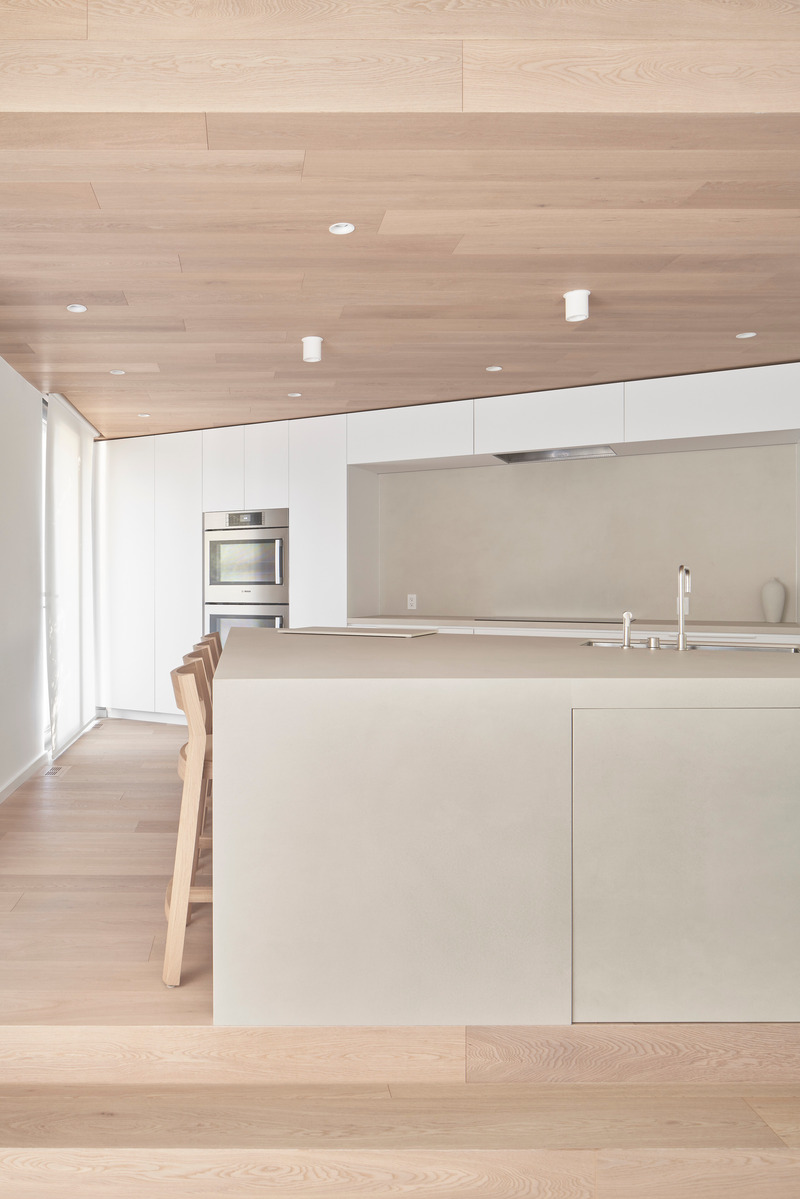 Dossier de presse | 2744-09 - Communiqué de presse | Eglington W House - StudioAC - Architecture résidentielle - Kitchen  - Crédit photo : DoubleSpace Photography