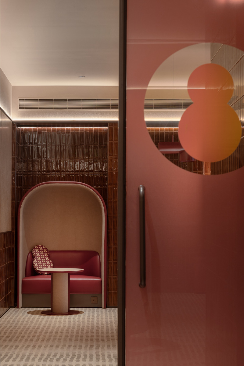 Press kit | 3531-13 - Press release | NI HAO Hotel - Vermilion Zhou Design Group - Commercial Interior Design - Photo credit: Jian Quan Wu