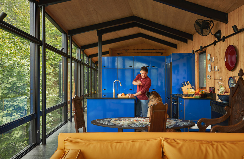 Dossier de presse | 6243-01 - Communiqué de presse | m.o.r.e. CLT Cabin - Kariouk Architects - Architecture résidentielle - Crédit photo : Kevin Belanger