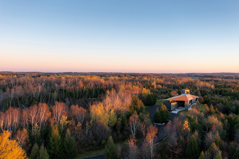 Dossier de presse | 6243-02 - Communiqué de presse | Retraite en forêt - Kariouk Architects - Architecture résidentielle - Crédit photo : Scott Norsworthy
