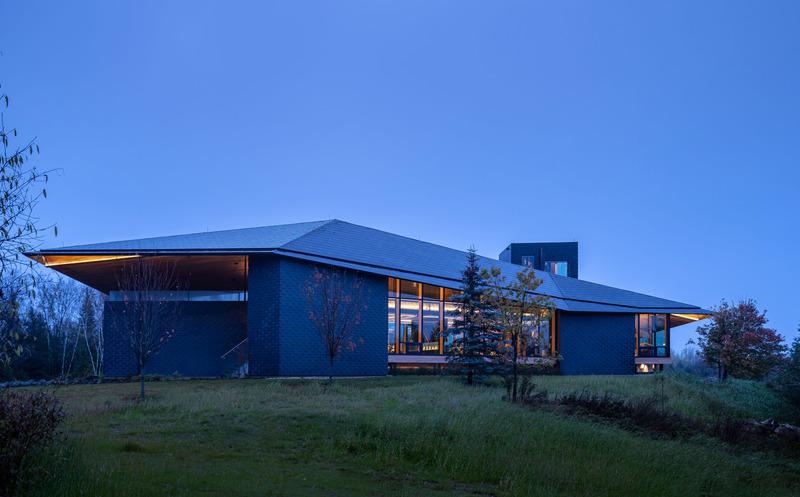 Dossier de presse | 6243-02 - Communiqué de presse | Retraite en forêt - Kariouk Architects - Architecture résidentielle - Crédit photo : Scott Norsworthy