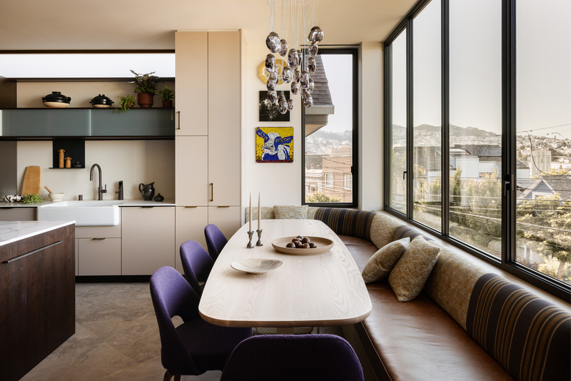 Dossier de presse | 2757-43 - Communiqué de presse | Medium Plenty’s Casa Aspetto Blends Modern Elegance with the Concept of “Beautiful Decay” - Medium Plenty - Design d’intérieur résidentiel - Crédit photo :  Shade Degges 