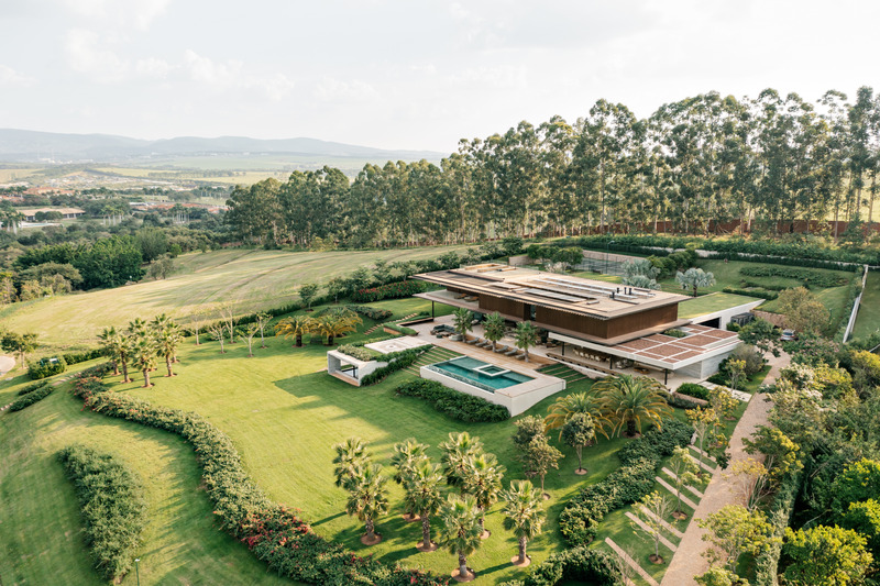 Dossier de presse | 7563-01 - Communiqué de presse | Valencia House - Padovani Arquitetos - Architecture résidentielle - Crédit photo : Fran Parente