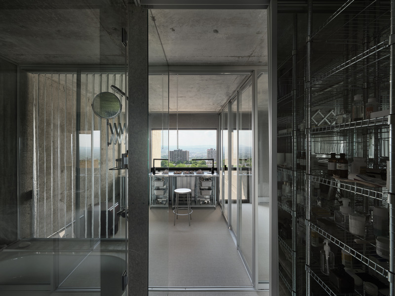 Press kit | 1010-20 - Press release | BRUJcabinet de curiosités - Studio Jean Verville architectes - Residential Architecture - Photo credit: Maxime Brouillet