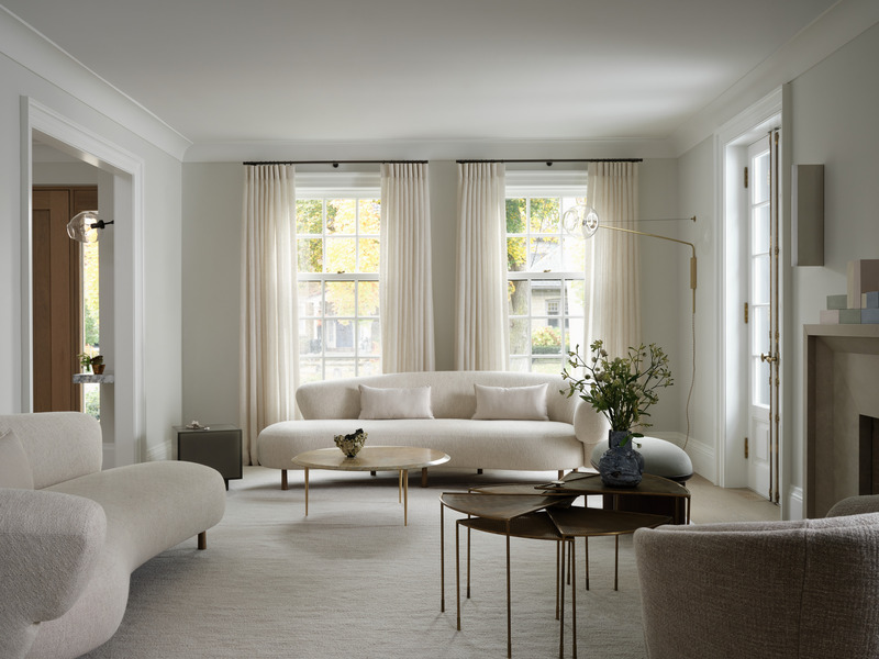 Dossier de presse | 6316-02 - Communiqué de presse | Uptown Georgian - Ashley Botten Design - Design d’intérieur résidentiel - abd’s all-natural interior renovation emphasizes an elegant interplay between the original Georgian architecture and the comforts of contemporary family living. - Crédit photo : Patrick Biller