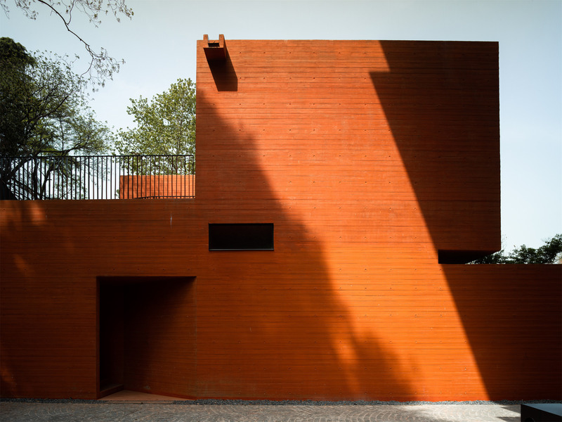 Press kit | 5090-02 - Press release | Red Box - Mix Architecture - Commercial Architecture - East Facade - Photo credit: Haiting Sun