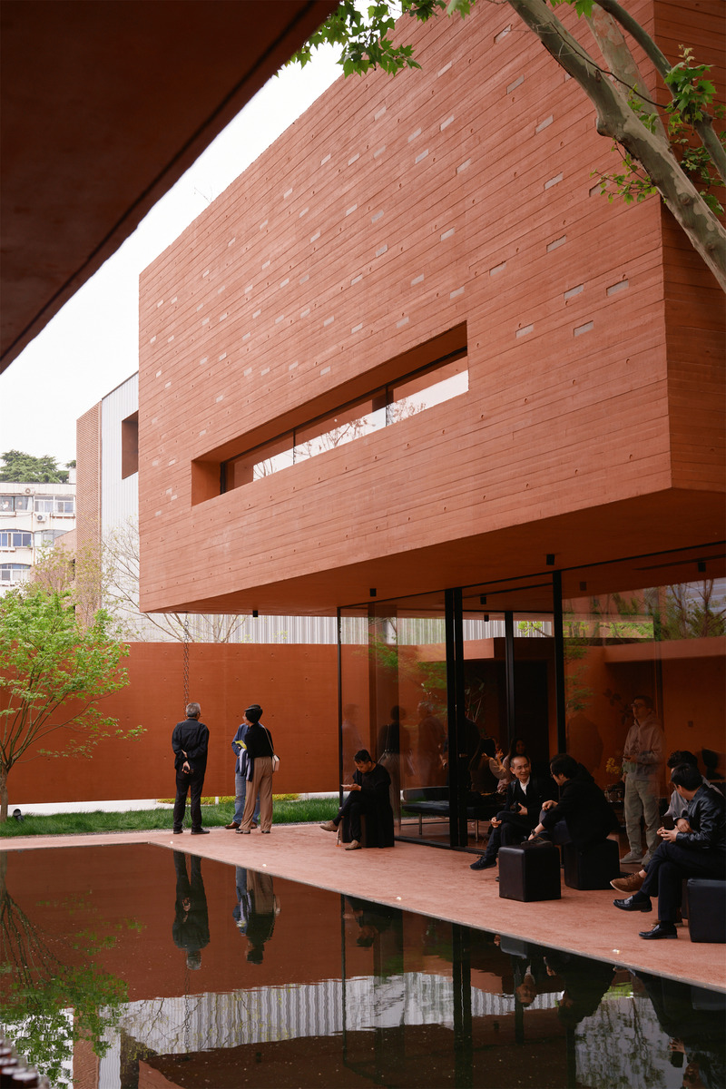 Press kit | 5090-02 - Press release | Red Box - Mix Architecture - Commercial Architecture - Opening Reception - Photo credit: Yuanyuan  Zhao