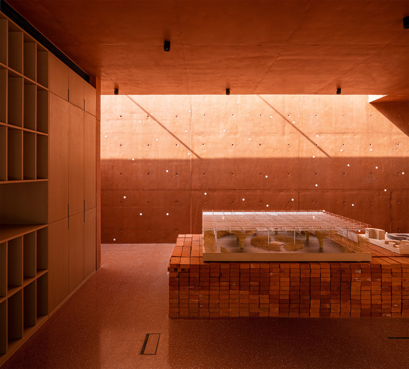 Press kit | 5090-02 - Press release | Red Box - Mix Architecture - Commercial Architecture - Exhibition - Photo credit: Xiaobin LV