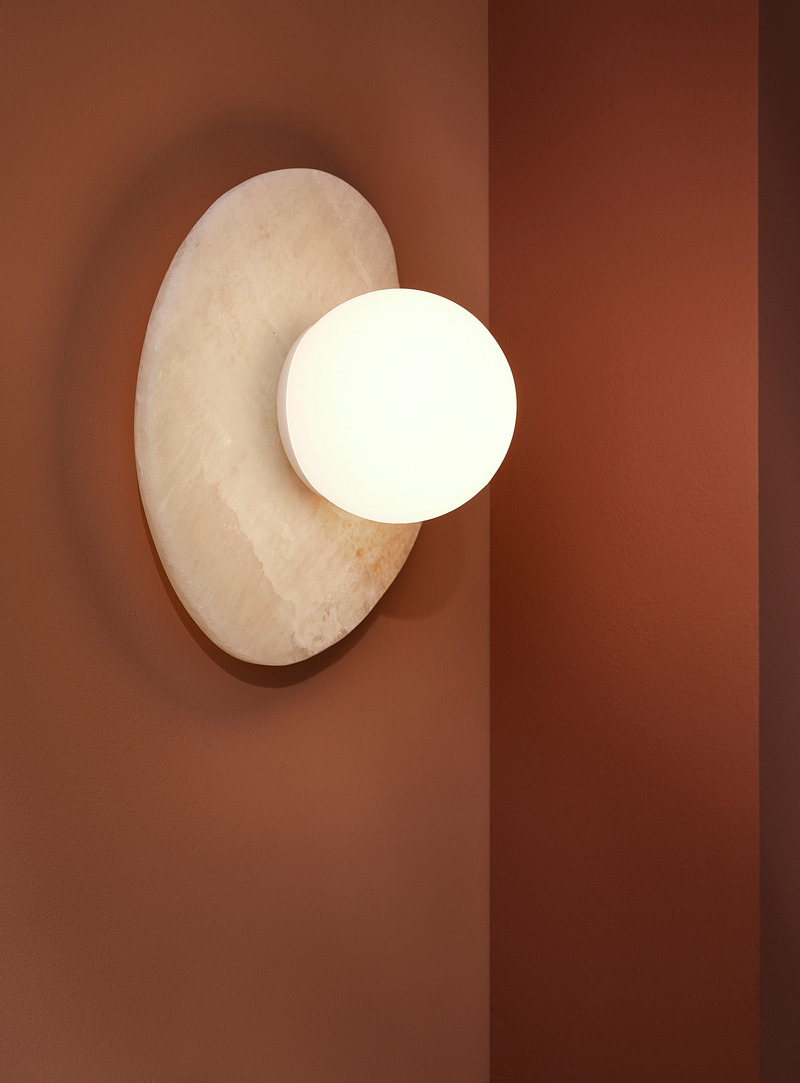 Press kit | 1942-02 - Press release | Luminaire Authentik Launches the Onyx Bar - Luminaire Authentik - Lighting Design - ONYX NOPAL 1205-LA40 - Photo credit: Luminaire Authentik<br style="">