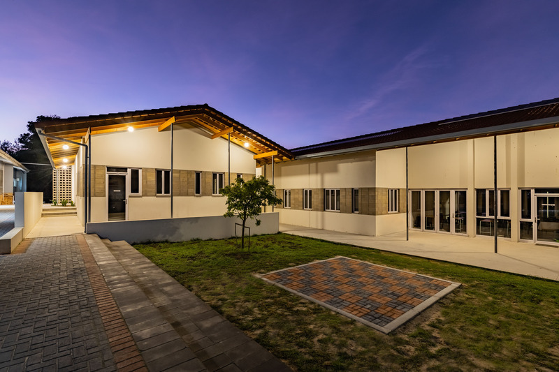 Dossier de presse | 7556-01 - Communiqué de presse | Architectural Innovation Meets Education at Calling Academy Stellenbosch - SALT Architects - Architecture institutionnelle - Inner Courtyard  - Crédit photo : Southland Photography - David Savage
