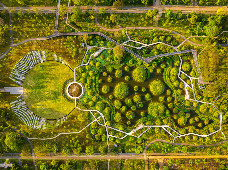 Dossier de presse | 2696-04 - Communiqué de presse | Benjakitti Forest Park: Transforming a Brown Field into Urban Nature - Turenscape - Architecture de paysage - Crédit photo : pierrick