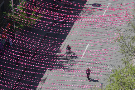 Press kit | 847-01 - Press release | Pink Balls - Claude Cormier Architectes Paysagistes - Art - Photo credit: Claude Cormier Associes inc