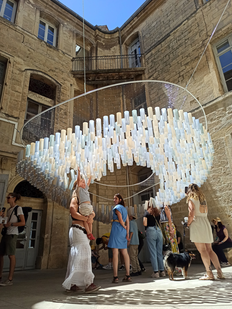 Dossier de presse | 7588-01 - Communiqué de presse | Gagnant du Prix Public FAV 2024 | RHUBARB : une symphonie d'architecture durable guidée par les spectateurs, inspirée par les Jeux Olympiques et le "Rythme" - Atelier DARN - Art - Crédit photo : Atelier DARN