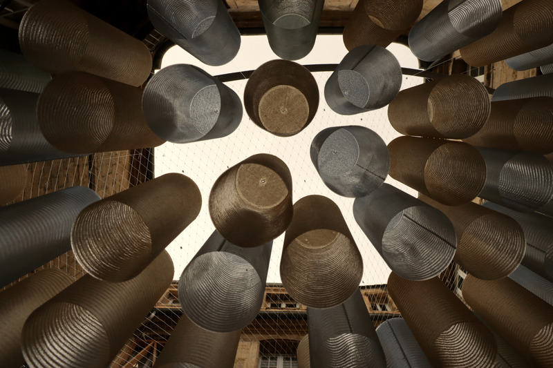 Dossier de presse | 7588-01 - Communiqué de presse | Gagnant du Prix Public FAV 2024 | RHUBARB : une symphonie d'architecture durable guidée par les spectateurs, inspirée par les Jeux Olympiques et le "Rythme" - Atelier DARN - Art - Crédit photo : Chris Jary